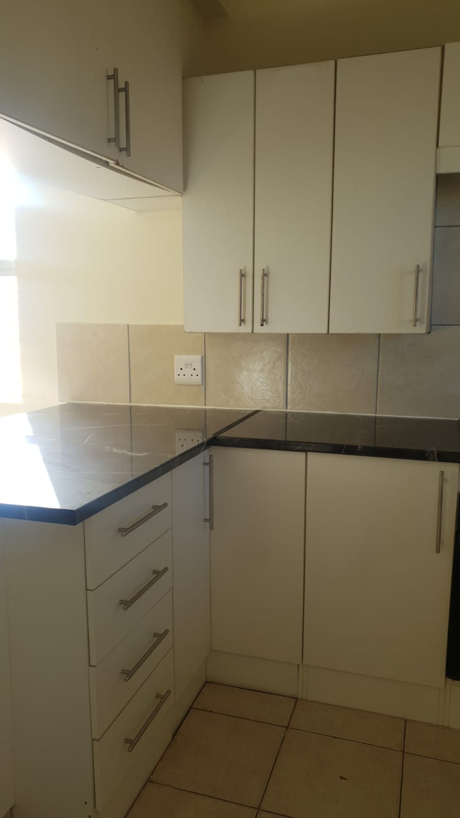 To Let 1 Bedroom Property for Rent in Quigney Eastern Cape